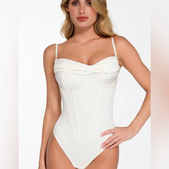 Popilush Tops - NWT POPILUSH Shapewear Hourglass Corset Bust Draping Bodysuit M
